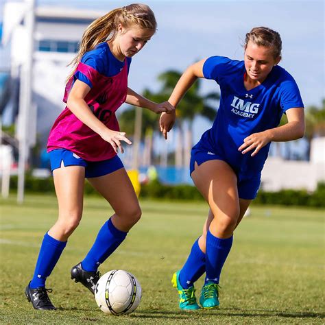 high quality soccer photos|girls playing soccer pictures.